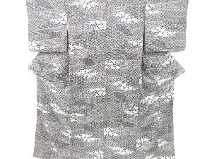 雲に花古典柄小紋着物